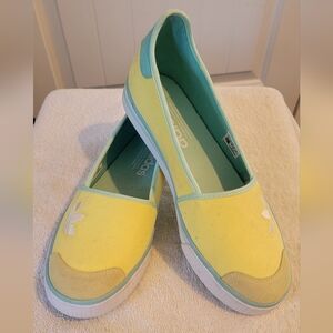 Adidas Slip-on Tennis Shoes